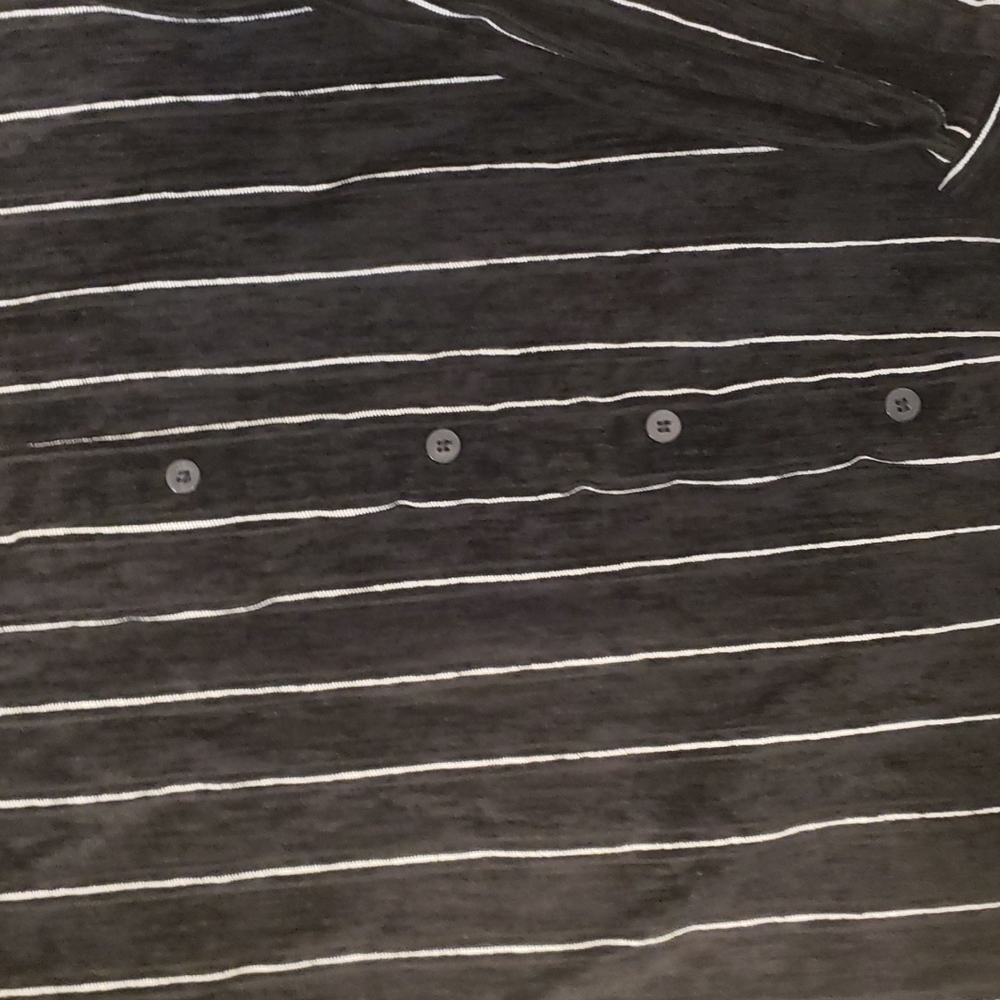 Men button down shirt - Picture 3 of 4